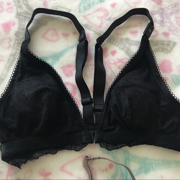 10 Brand new Victoria’s Secret size XS bralettes - Picture 4 of 8